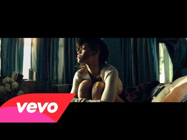 Diamonds (Rihanna) –[Multimedia-English videos]
